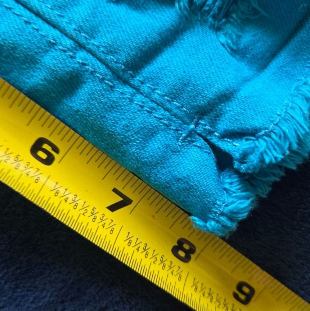 Hollister Women's Blue Denim Y2K Shorts size 3 - Picture 6 of 6